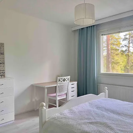 Next To A Trail & Free Parking Appartement *