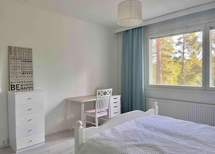 Next To A Trail & Free Parking Appartement *